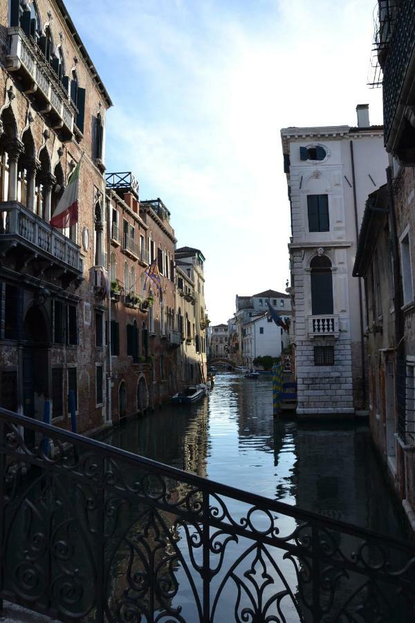 Castello 5888 B, Santa Marina, Calle Marcello, Canale Apartment Venice